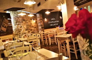 Gostilnica Gut Izola - Simbolina slika postrebe