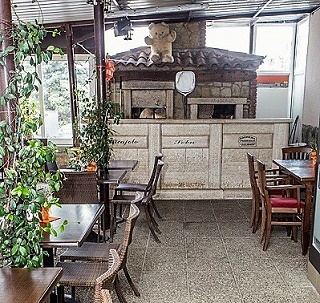 Gostilna in pizzerija Jakomin - Simbolina slika postrebe